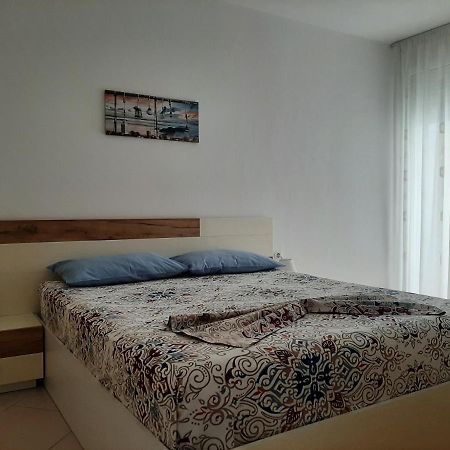 Kela Apartment 3 Saranda Extérieur photo