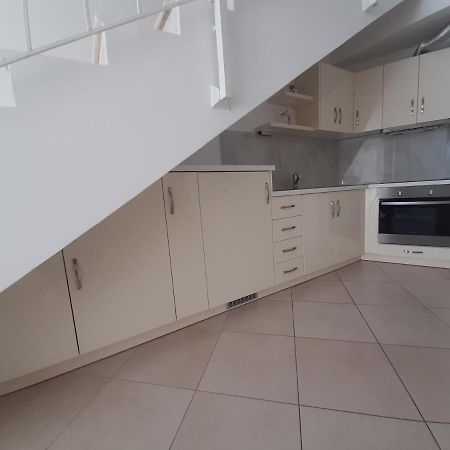 Kela Apartment 3 Saranda Extérieur photo